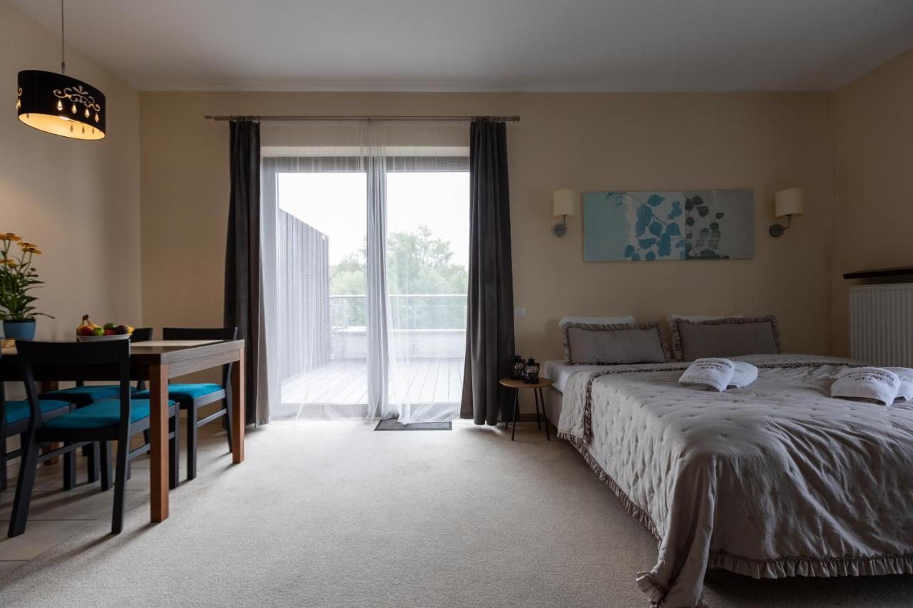 Rezydencje Willa Port Apartamenty Antinori 奥斯特罗达 外观 照片